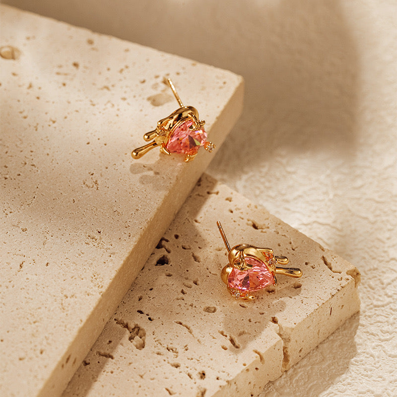 Marilyn Heart Earrings